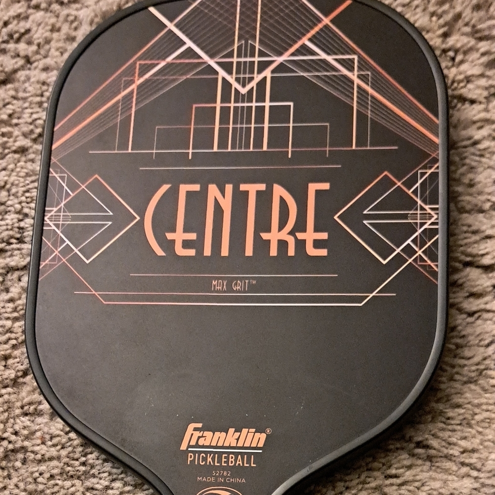 Franklin Centre carbon fiber pickleball paddle